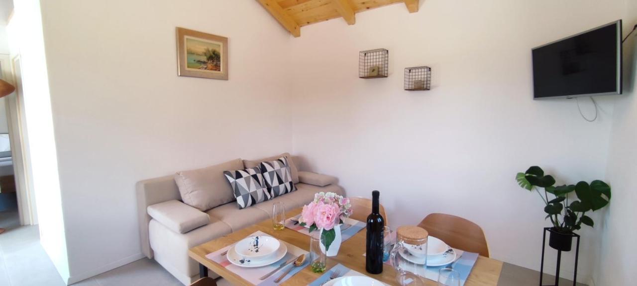 Вилла Stone House In Vineyard Рачишче Экстерьер фото